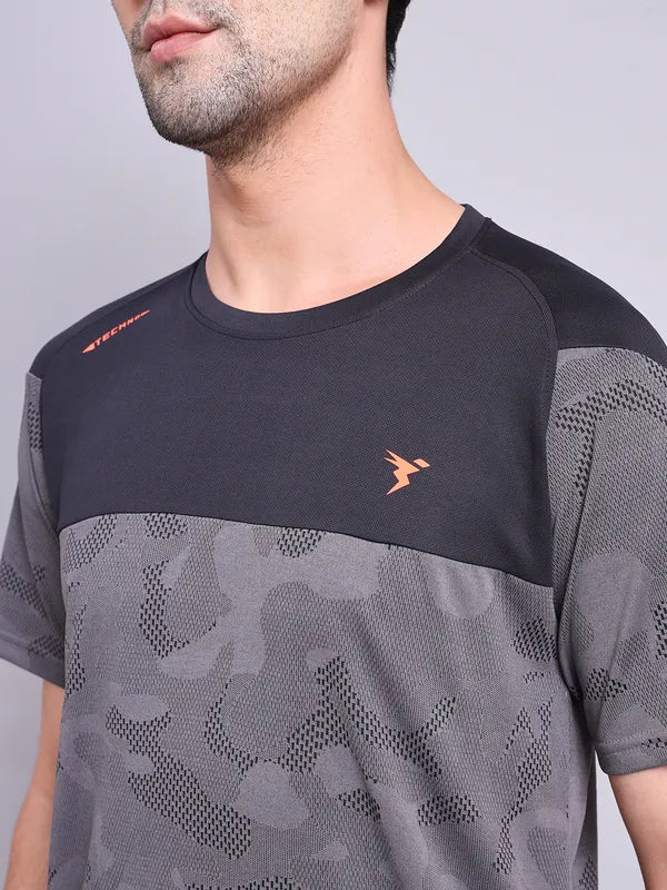 Men Jacquard Slim Fit Crew Neck T-shirt with VENTMESH - Image 6
