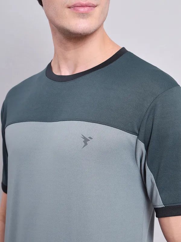 Men Colorblock Slim Fit Crew Neck T-shirt with TECHNO COOL+ - Image 6