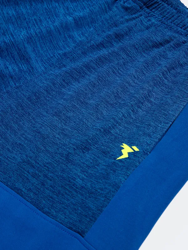 Men Melange Slim Fit Shorts with TECHNO GUARD - Image 7