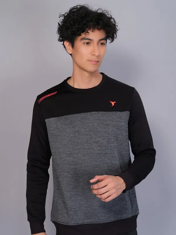 Men Melange Slim Fit Crew Neck Sweatshirt with TECHNO WARM+ - Image 2