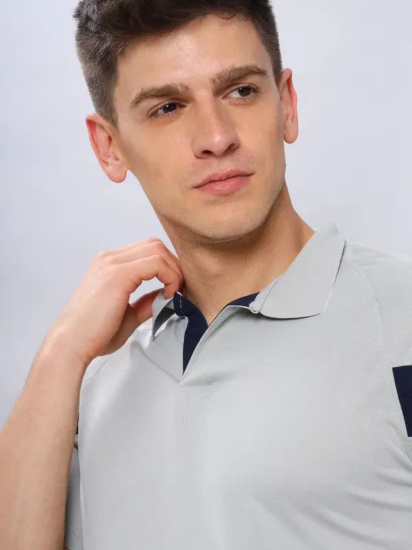 Men Colorblock Slim Fit Polo T-shirt with TECHNO COOL+ - Image 5