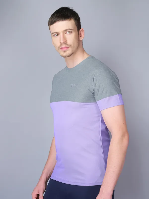 Men Colorblock Slim Fit Crew Neck T-shirt with TECHNO GUARD - Image 3