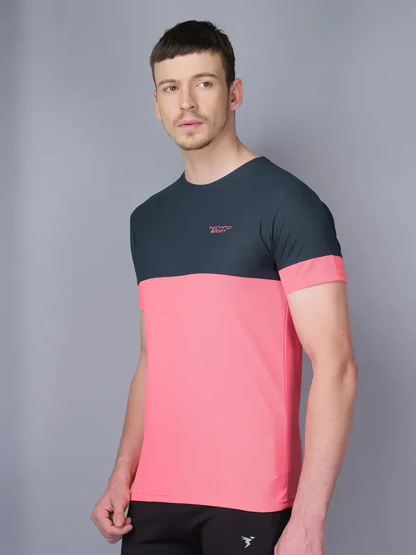 Men Colorblock Slim Fit Crew Neck T-shirt with TECHNO GUARD - Image 3