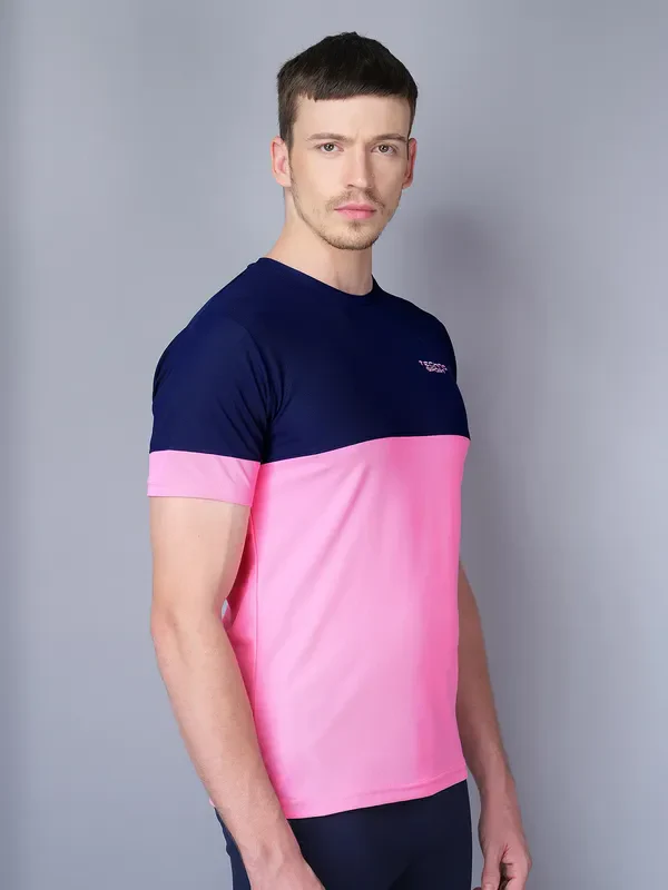 Men Colorblock Slim Fit Crew Neck T-shirt with TECHNO GUARD - Image 3