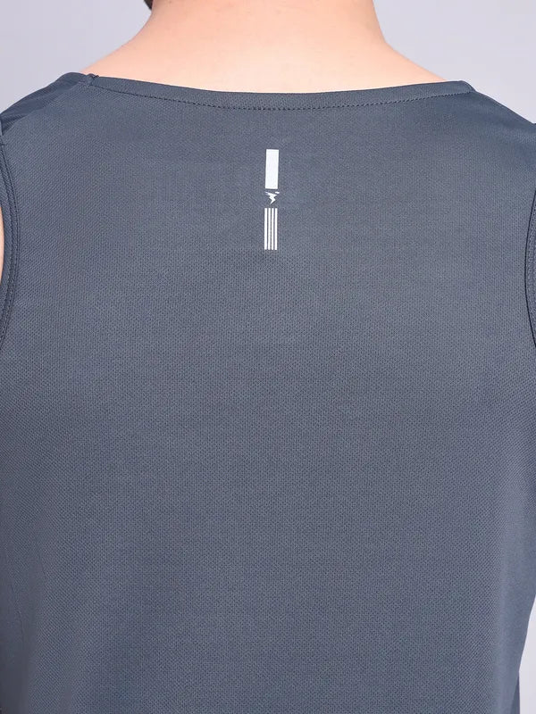 Men Colorblock Slim Fit Scoop Neck Innerwear Vest with TECHNO COOL+ - Image 5