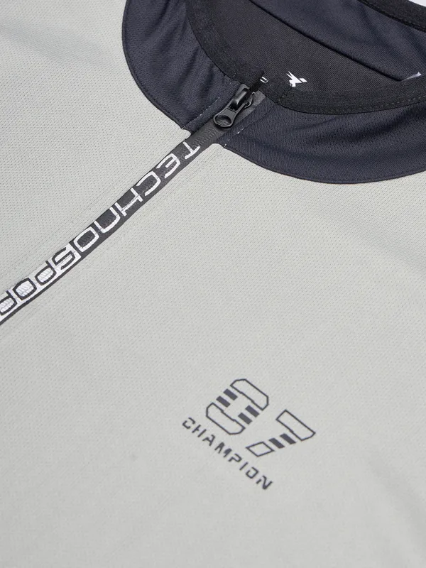 Men Colorblock Slim Fit Mock Neck T-shirt with TECHNO COOL+ - Image 8