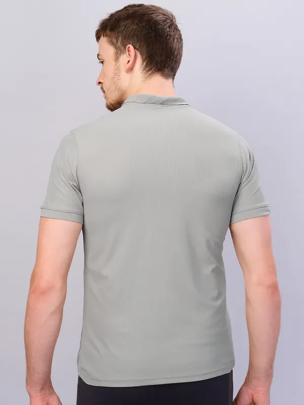 Men Solid Slim Fit Polo T-shirt with MATPIQ - Image 2