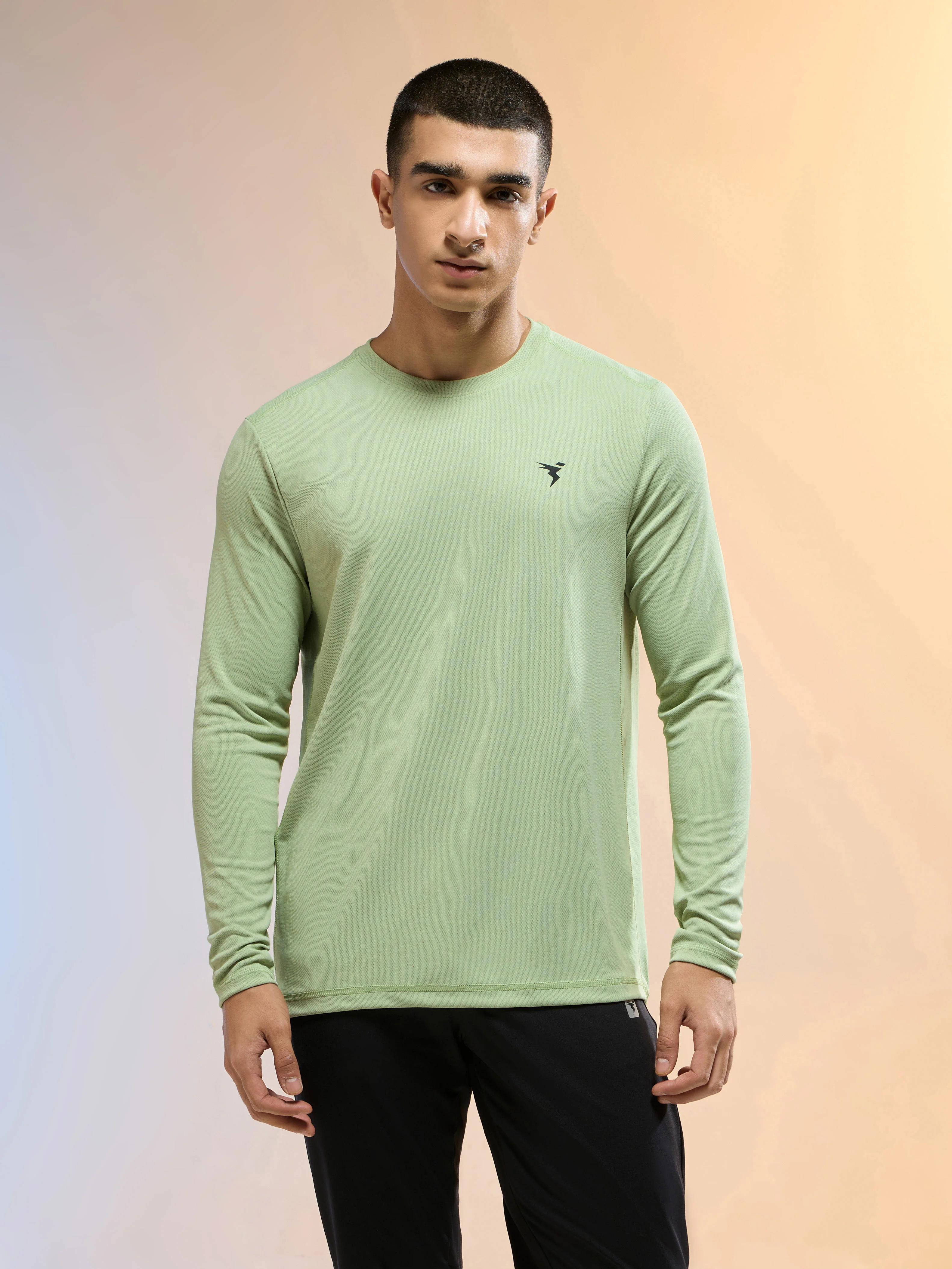Men Solid Slim Fit Crew Neck T-shirt with TECHNO COOL+ - Image 2