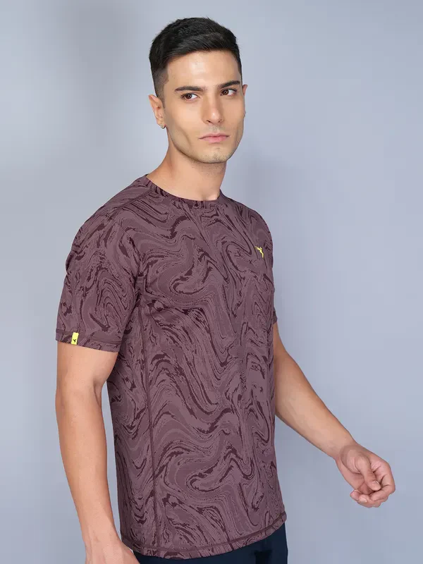 Men Jacquard Slim Fit Crew Neck T-shirt with DOUBLE COOL - Image 4