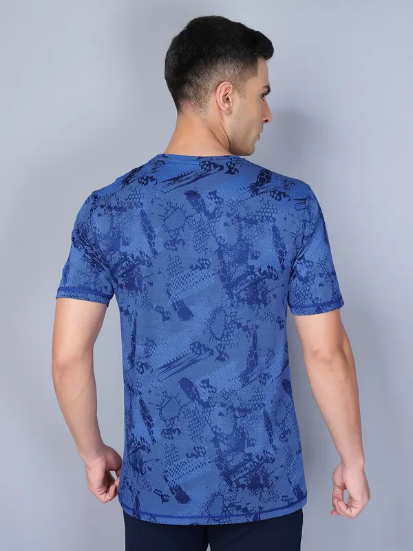 Men Jacquard Slim Fit Crew Neck T-shirt with DOUBLE COOL - Image 2