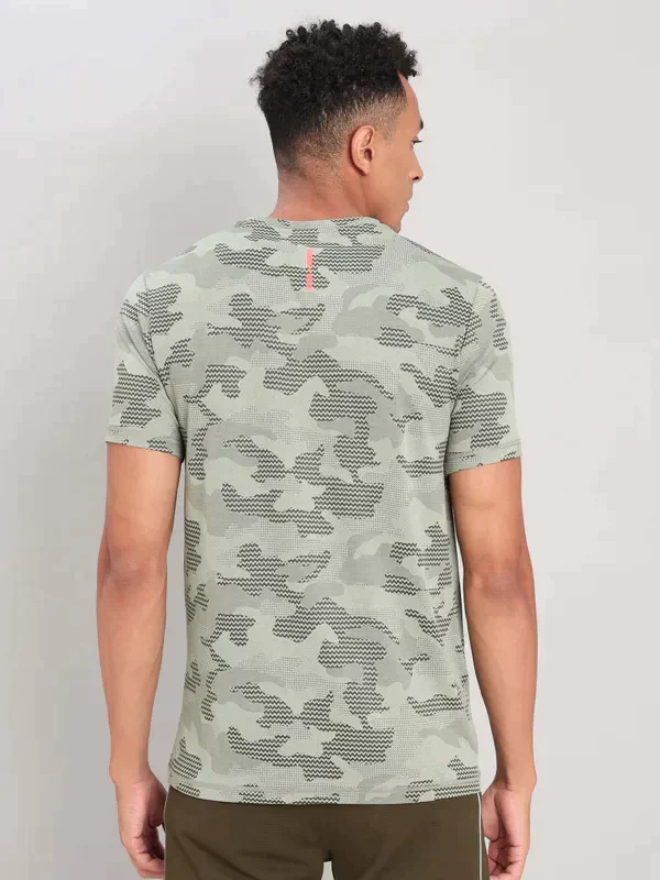 Men Jacquard Slim Fit Crew Neck T-shirt with DOUBLE COOL - Image 3