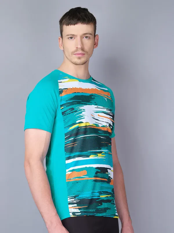 Men Stripe Slim Fit Crew Neck T-shirt with TECHNO COOL - Image 3