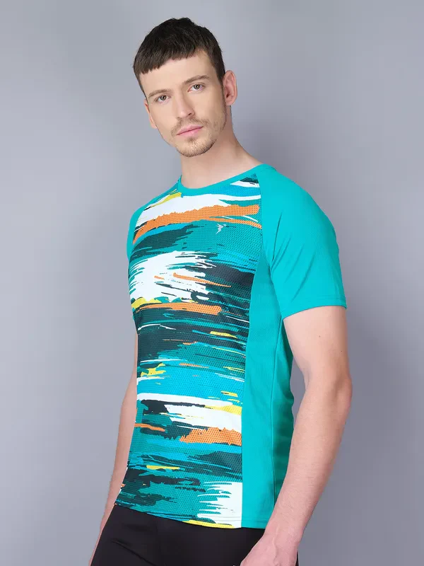 Men Stripe Slim Fit Crew Neck T-shirt with TECHNO COOL - Image 5