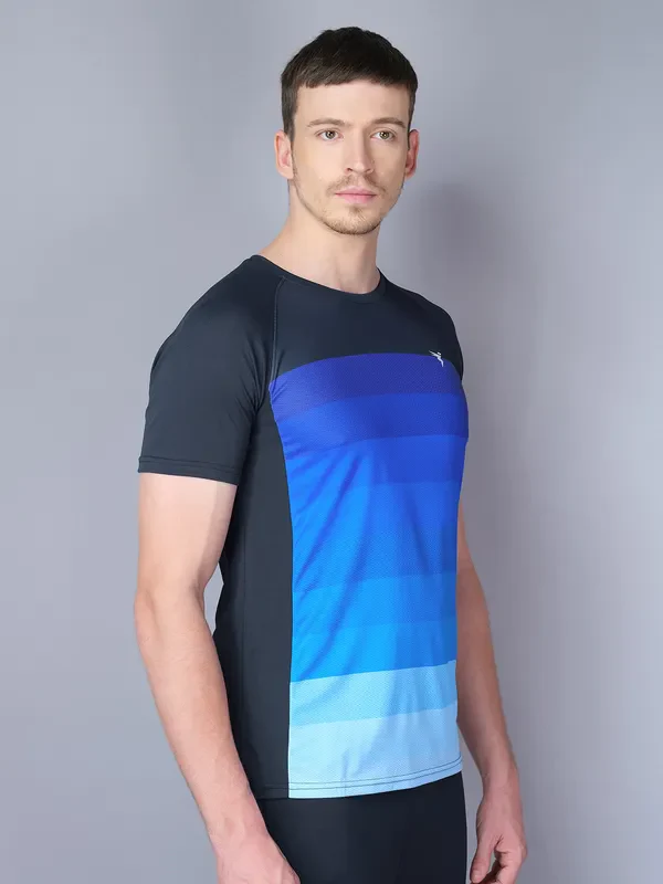 Men Stripe Slim Fit Crew Neck T-shirt with TECHNO COOL - Image 2