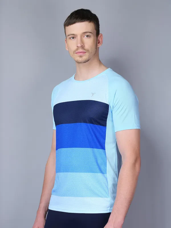 Men Stripe Slim Fit Crew Neck T-shirt with TECHNO COOL - Image 3