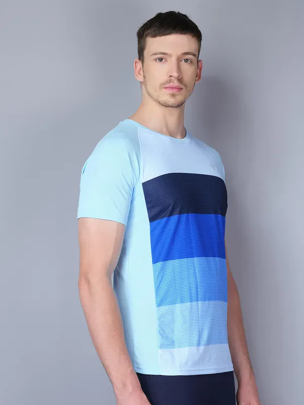 Men Stripe Slim Fit Crew Neck T-shirt with TECHNO COOL - Image 6