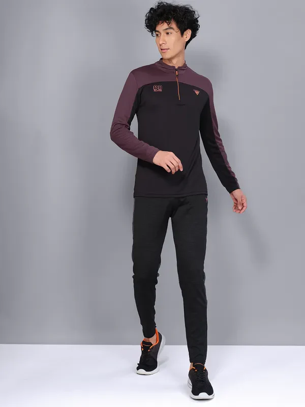 Men Colorblock Slim Fit Mock Neck T-shirt with TECHNO COOL - Image 2