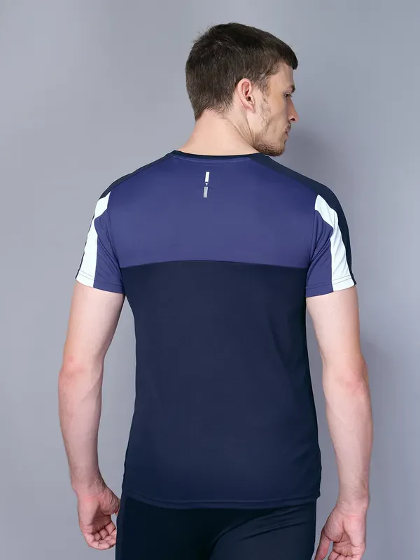 Men Colorblock Slim Fit Crew Neck T-shirt with TECHNO COOL - Image 4