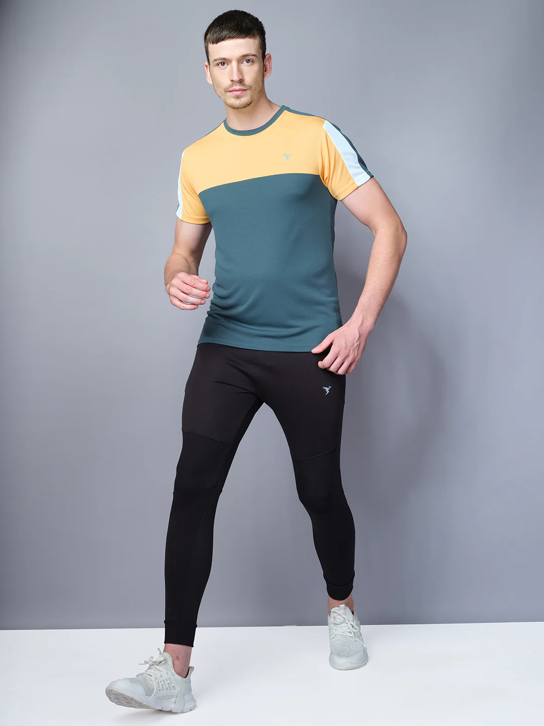 Men Colorblock Slim Fit Crew Neck T-shirt with TECHNO COOL - Image 5
