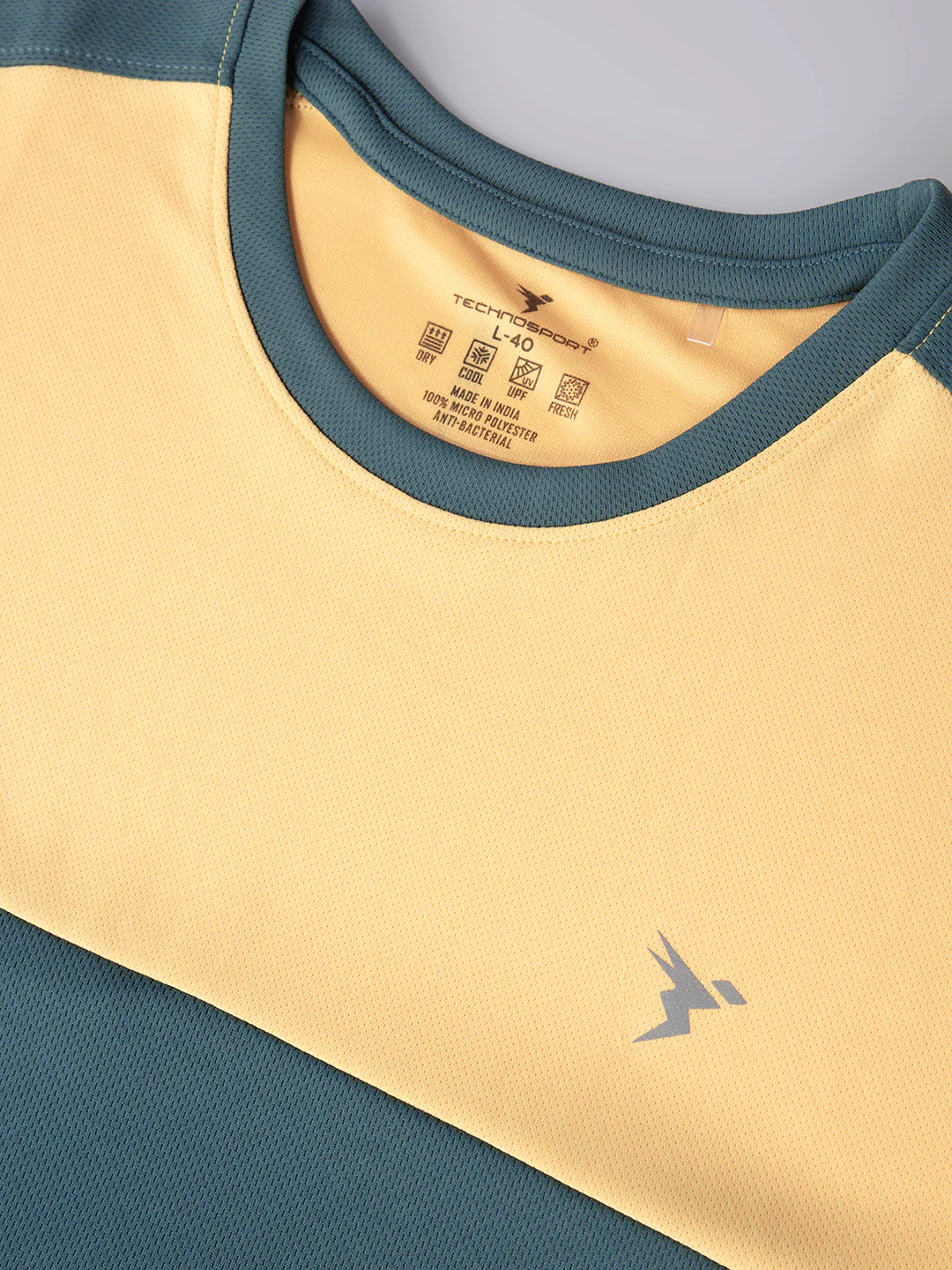Men Colorblock Slim Fit Crew Neck T-shirt with TECHNO COOL - Image 8