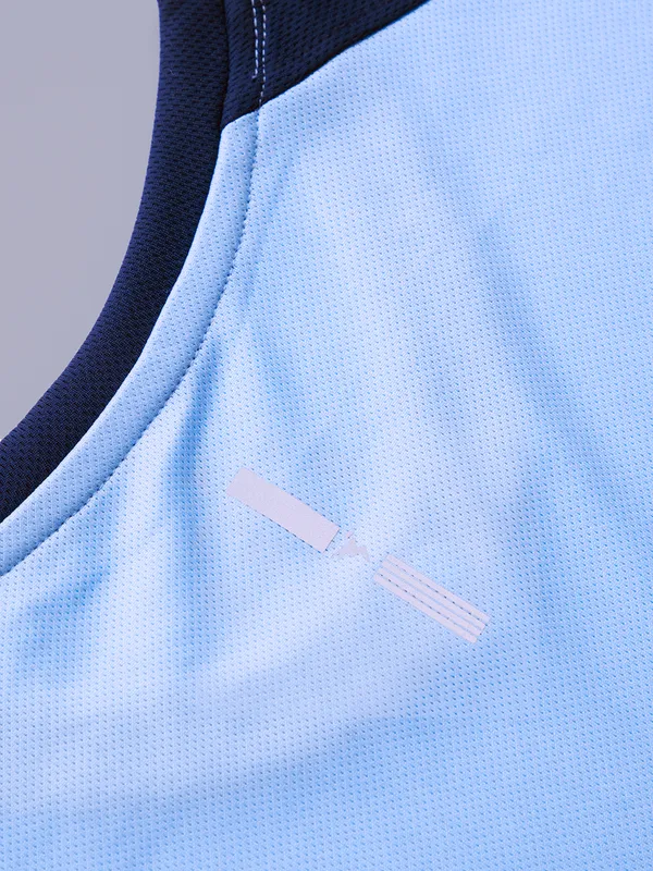 Men Colorblock Slim Fit Crew Neck T-shirt with TECHNO COOL - Image 2