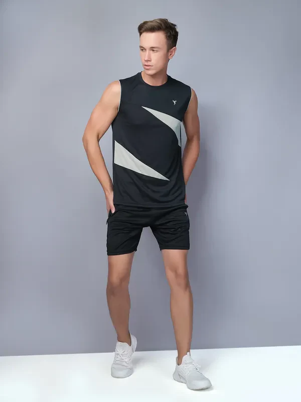 Men Colorblock Slim Fit Crew Neck Innerwear Vest with TECHNO COOL - Image 4