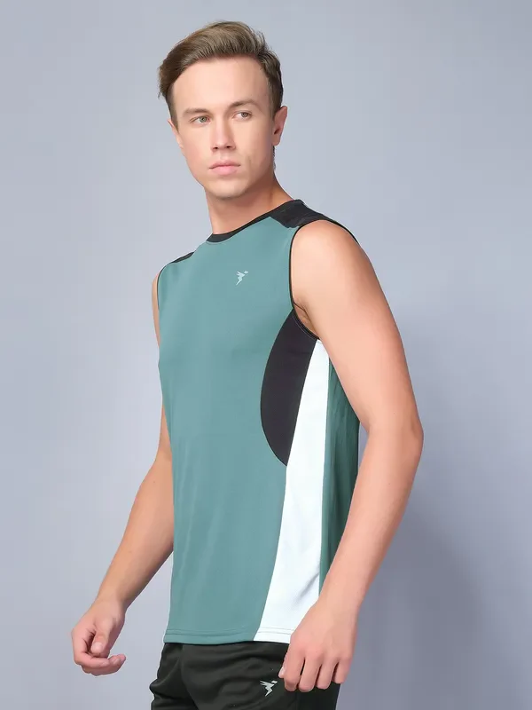 Men Colorblock Slim Fit Crew Neck Innerwear Vest with TECHNO COOL - Image 3