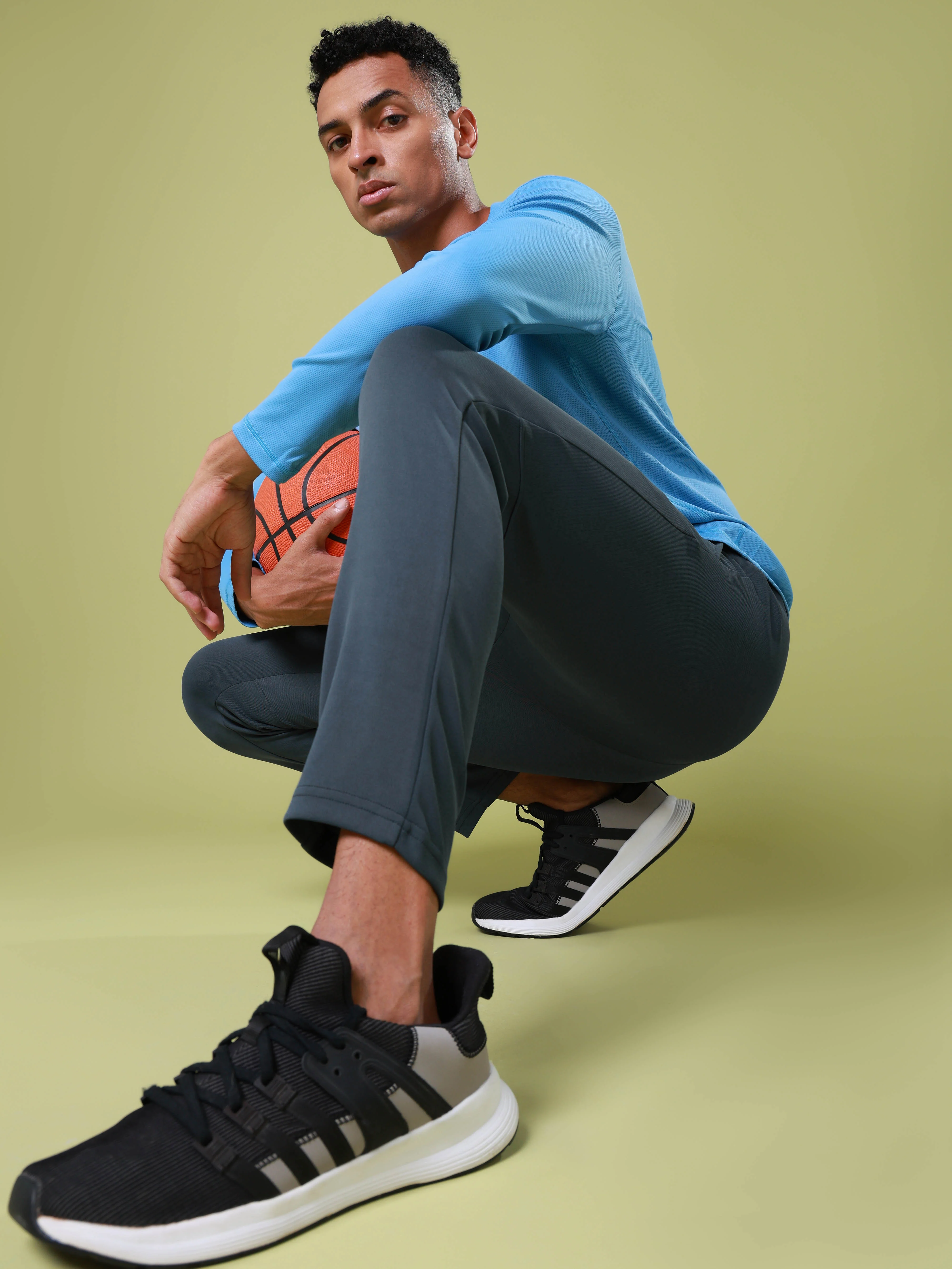 Men Solid Slim Fit Trackpants with ELASTO PLUS - Image 5