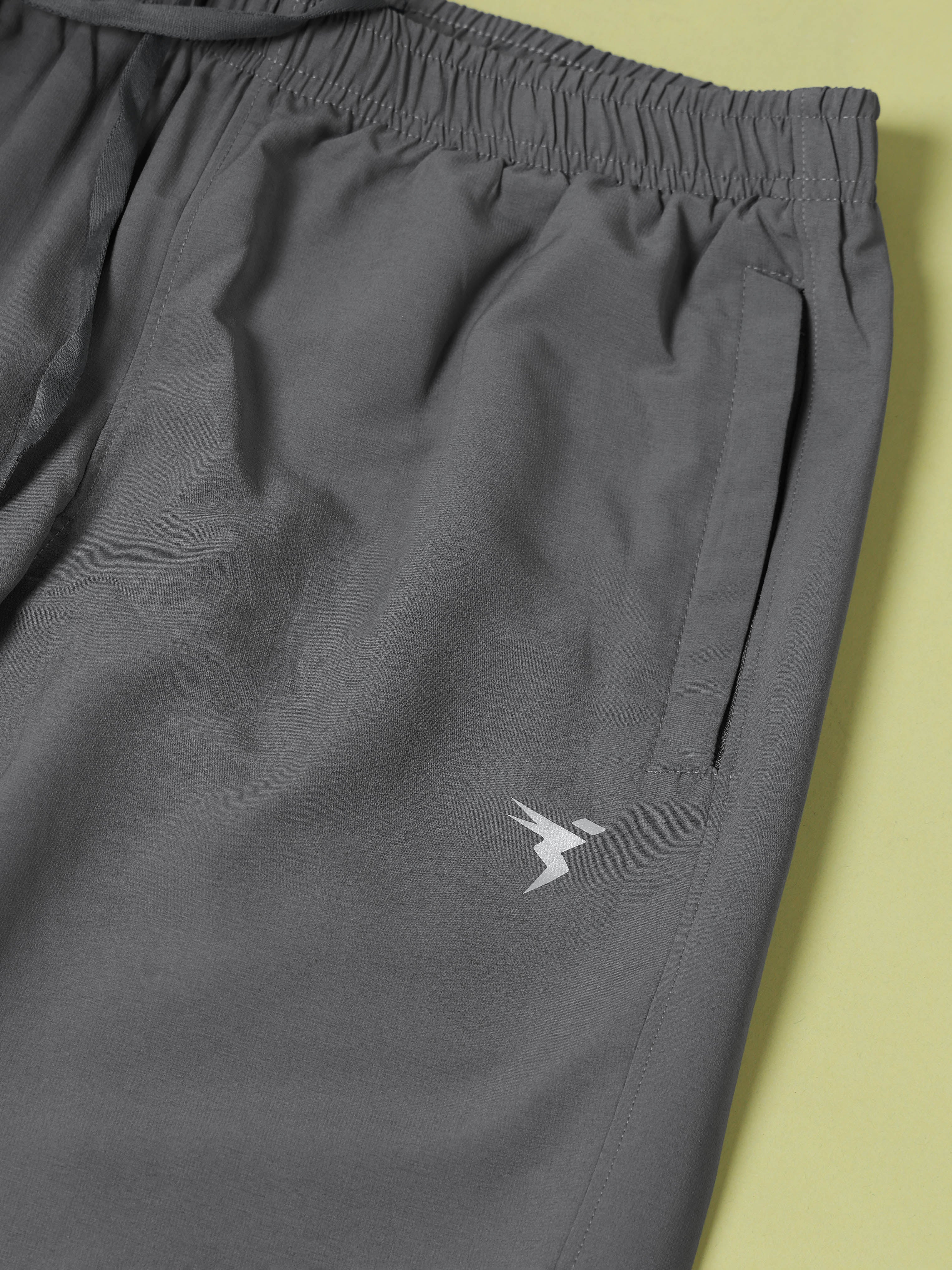 Men Solid Relax Fit Joggers with TECHNOLITE - Image 8