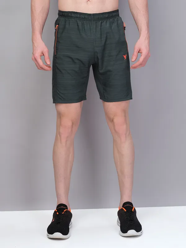 Men Melange Slim Fit Shorts with TECHNOLITE