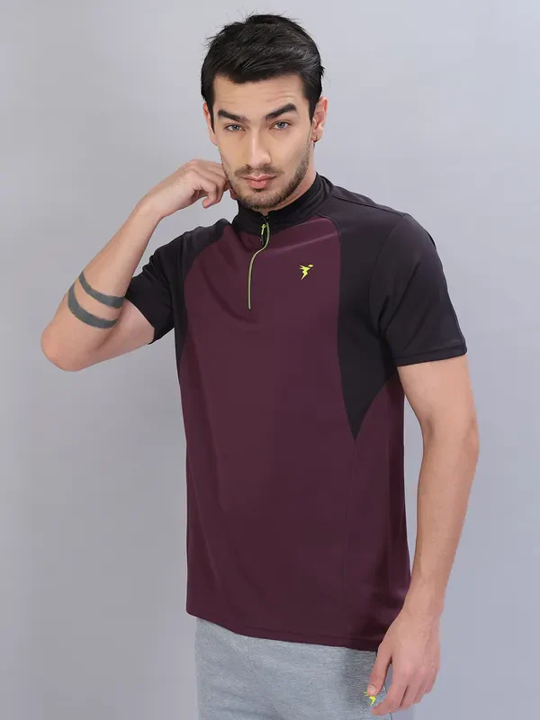 Men Colorblock Slim Fit Mock Neck T-shirt with TECHNO COOL+ - Image 3