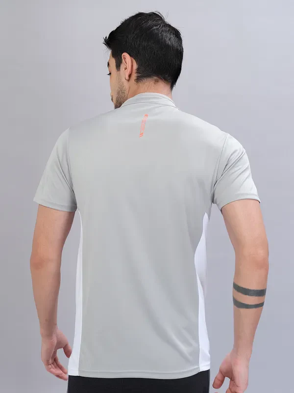 Men Colorblock Slim Fit Mock Neck T-shirt with TECHNO COOL+ - Image 4