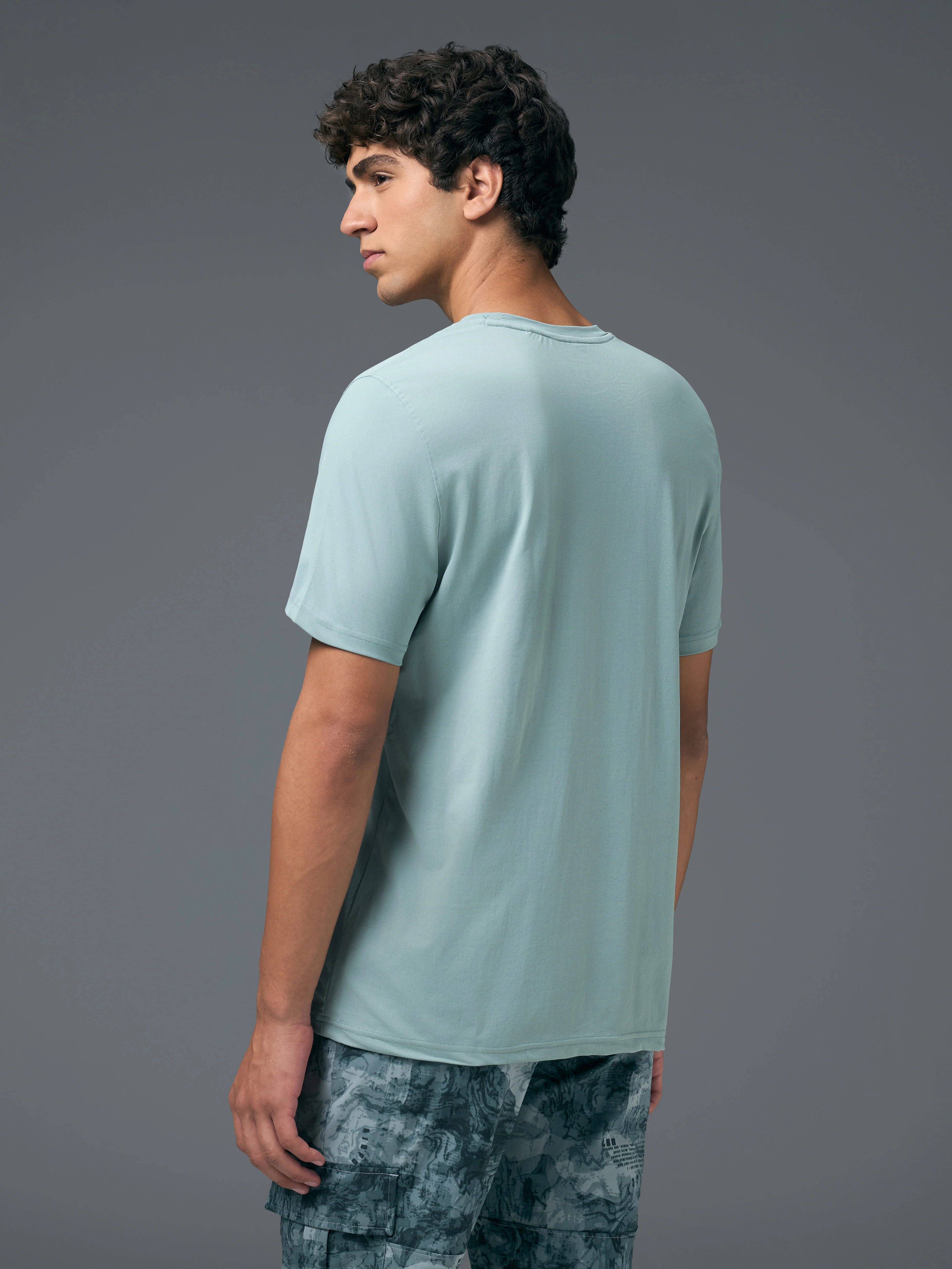 Men Solid Slim Fit Crew Neck T-shirt with COTFLEX - Image 3