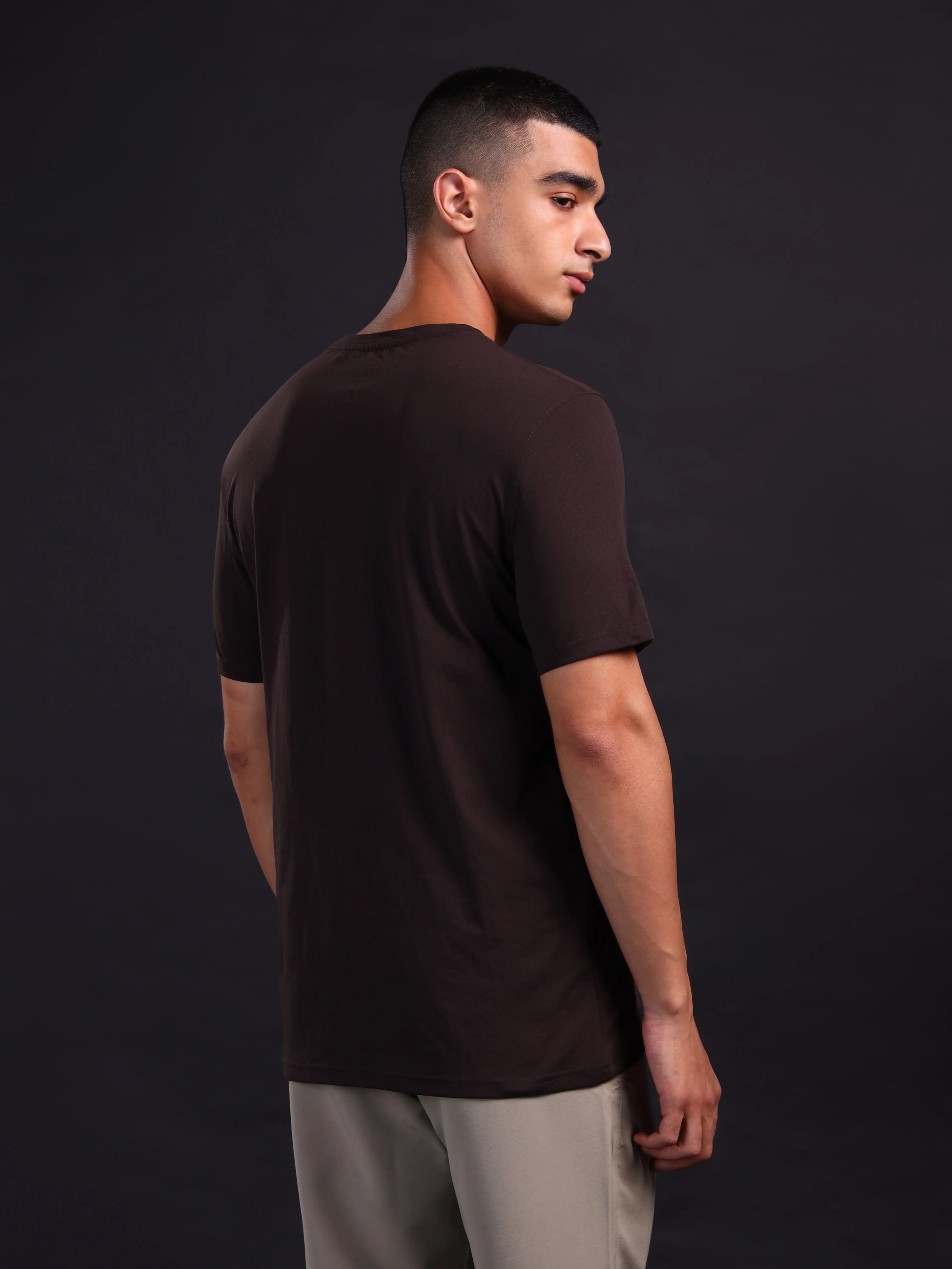 Men Solid Slim Fit Crew Neck T-shirt with COTFLEX - Image 3