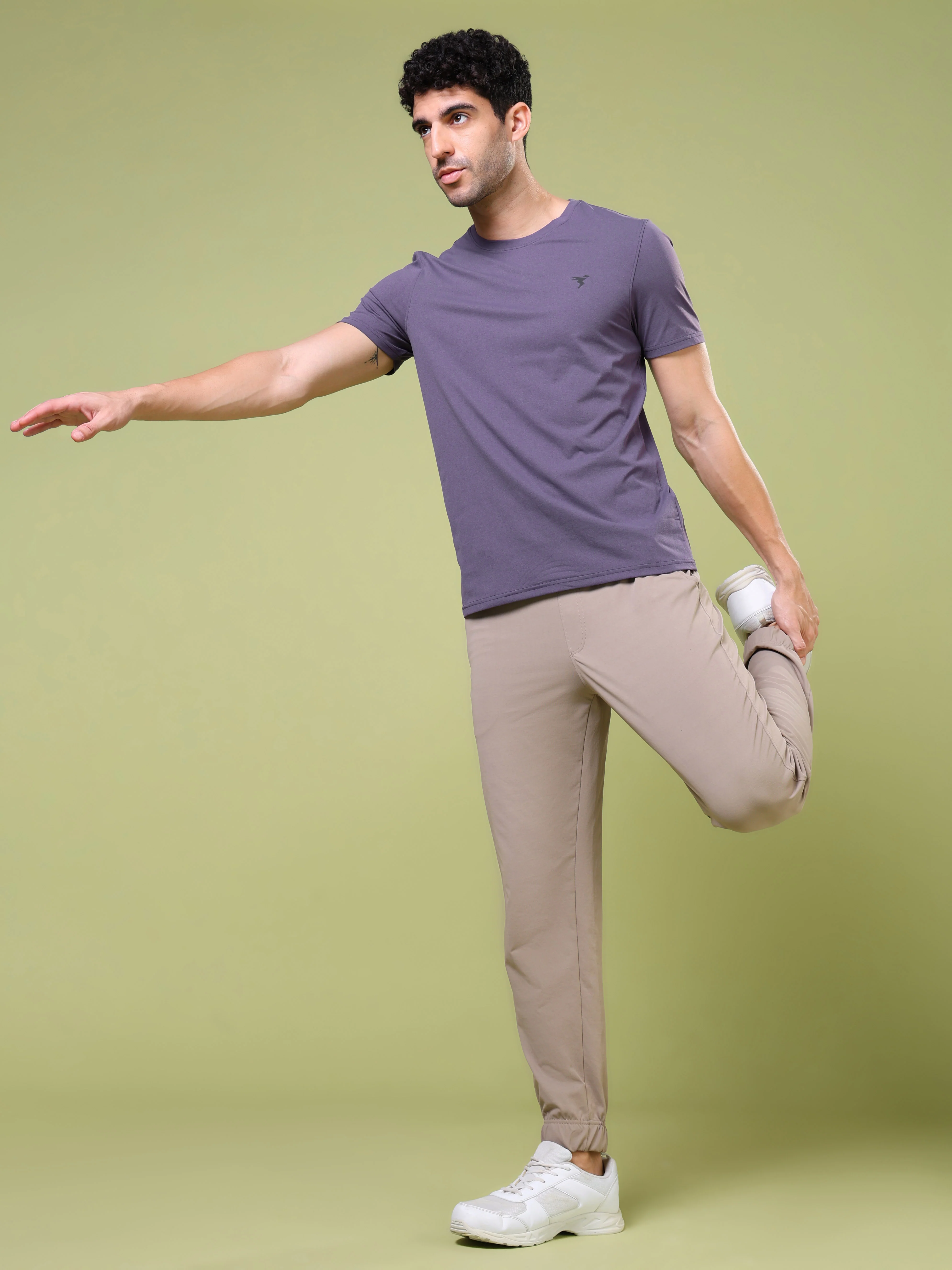 Men Solid Slim Fit Crew Neck T-shirt with COTFLEX - Image 5