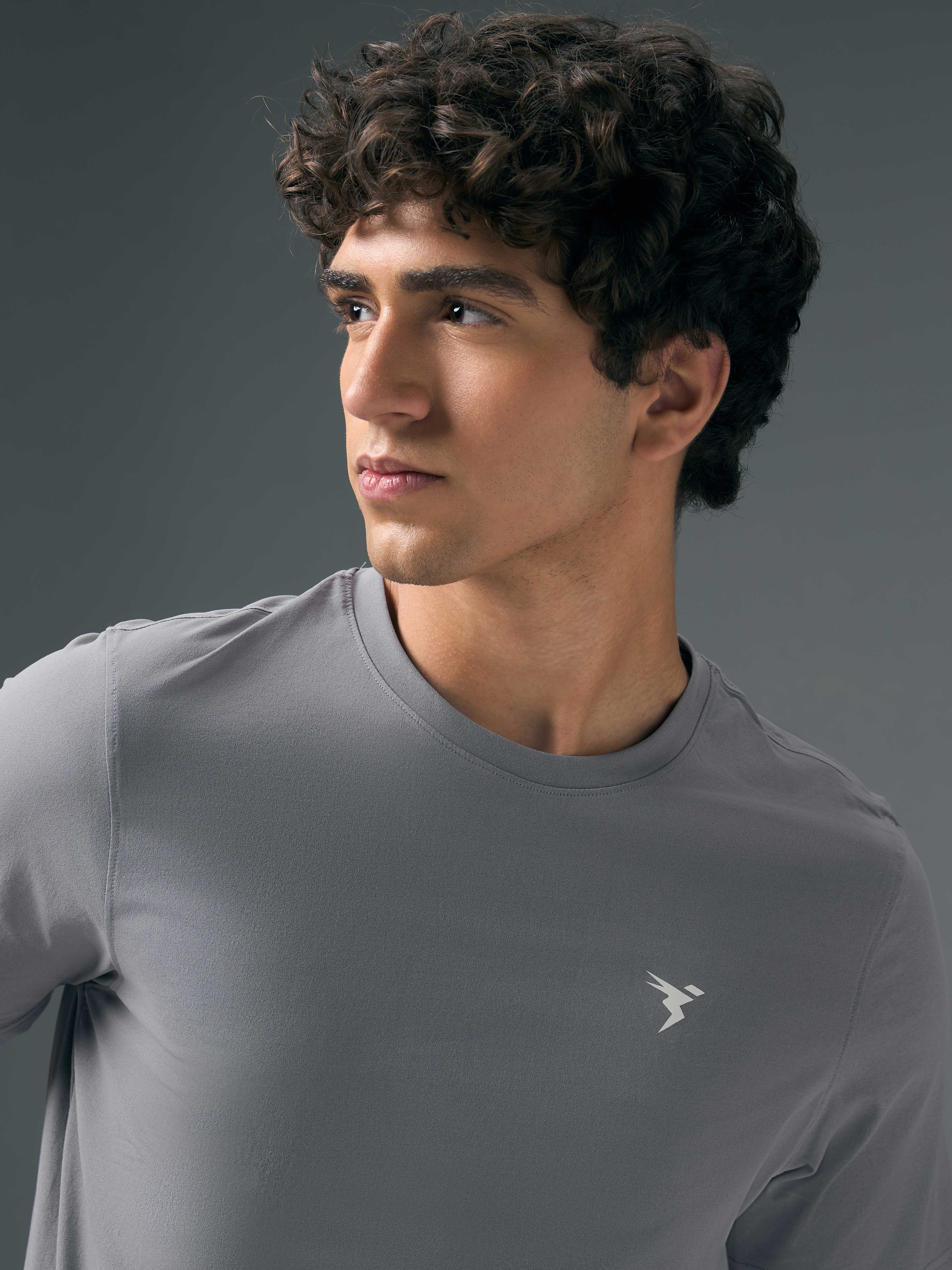 Men Solid Slim Fit Crew Neck T-shirt with COTFLEX - Image 6