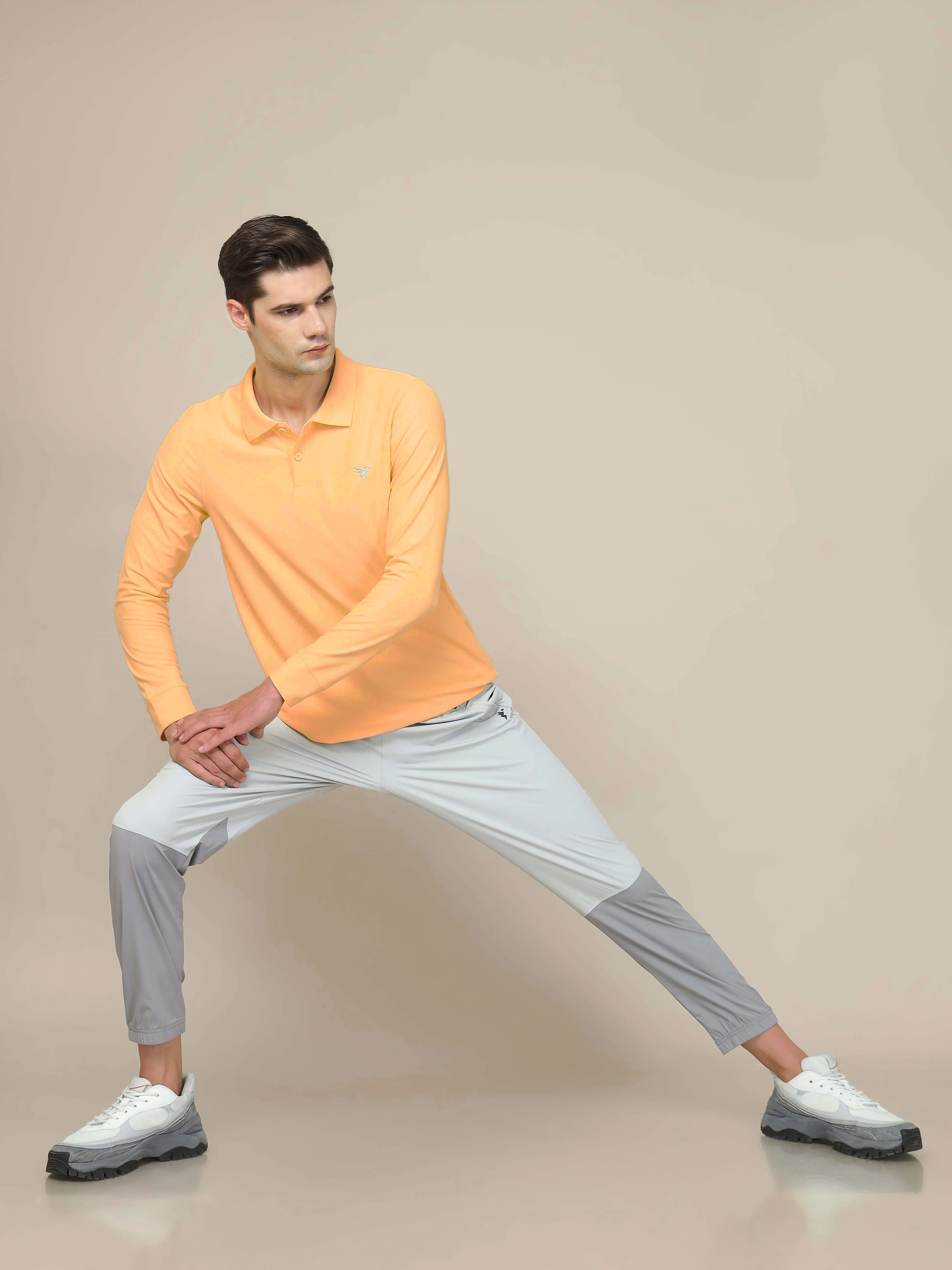 Men Solid Slim Fit Polo T-shirt with MATPIQ - Image 4