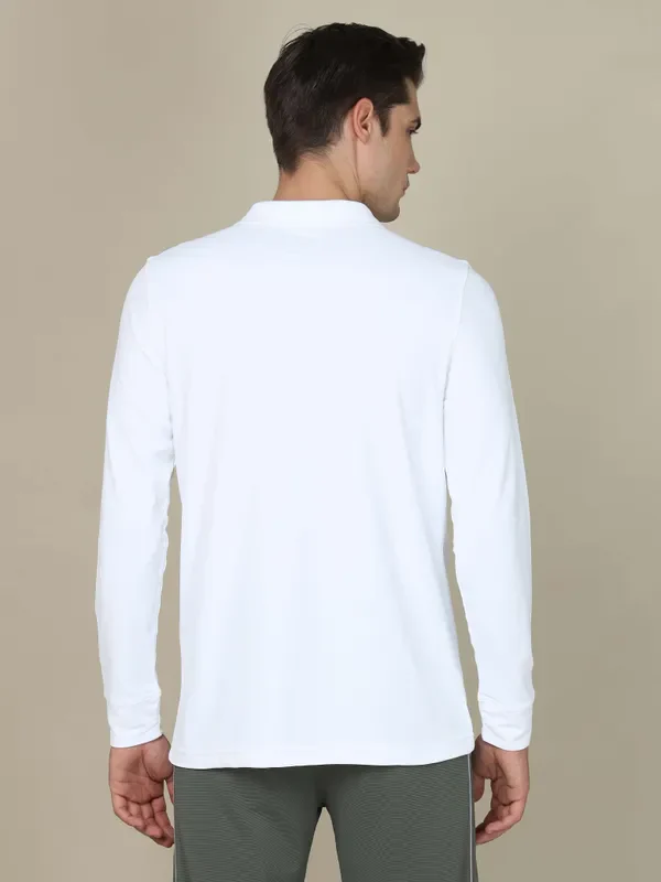 Men Solid Slim Fit Polo T-shirt with MATPIQ - Image 4