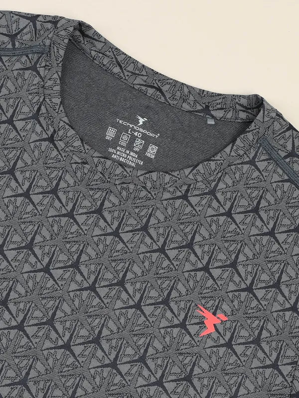 Men Jacquard Slim Fit Crew Neck T-shirt with DOUBLE COOL - Image 6