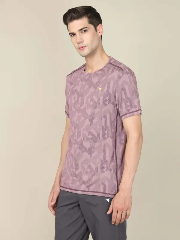 Men Jacquard Slim Fit Crew Neck T-shirt with DOUBLE COOL - Image 4
