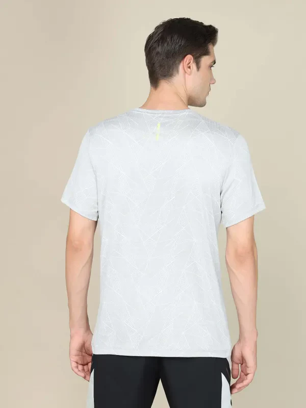 Men Jacquard Slim Fit Crew Neck T-shirt with DOUBLE COOL - Image 4