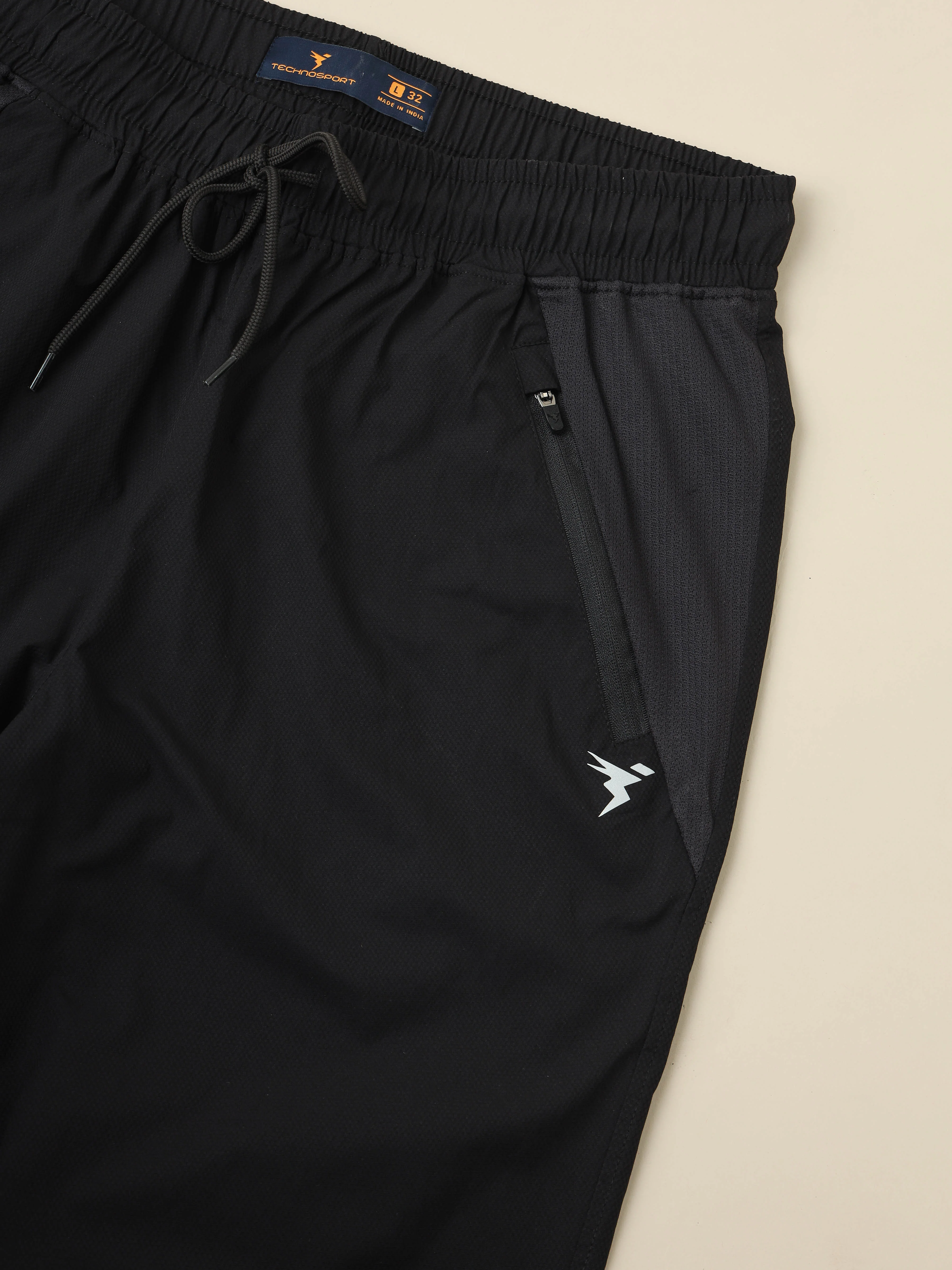 Men Colorblock Slim Fit Joggers with TECHNOLITE STRETCH - Image 8