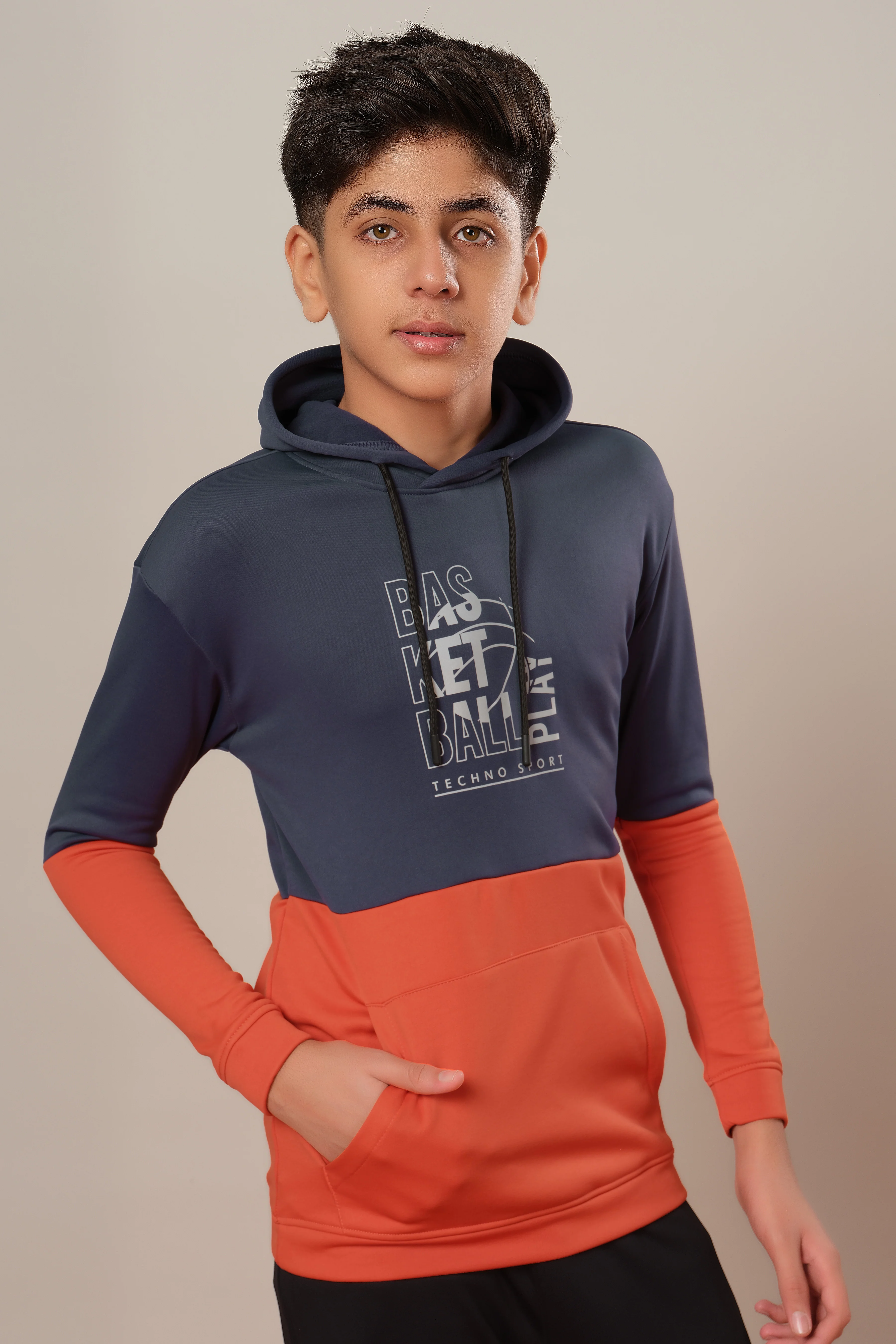 Boys Colorblock Slim Fit Hooded Sweatshirt with TECHNO WARM+