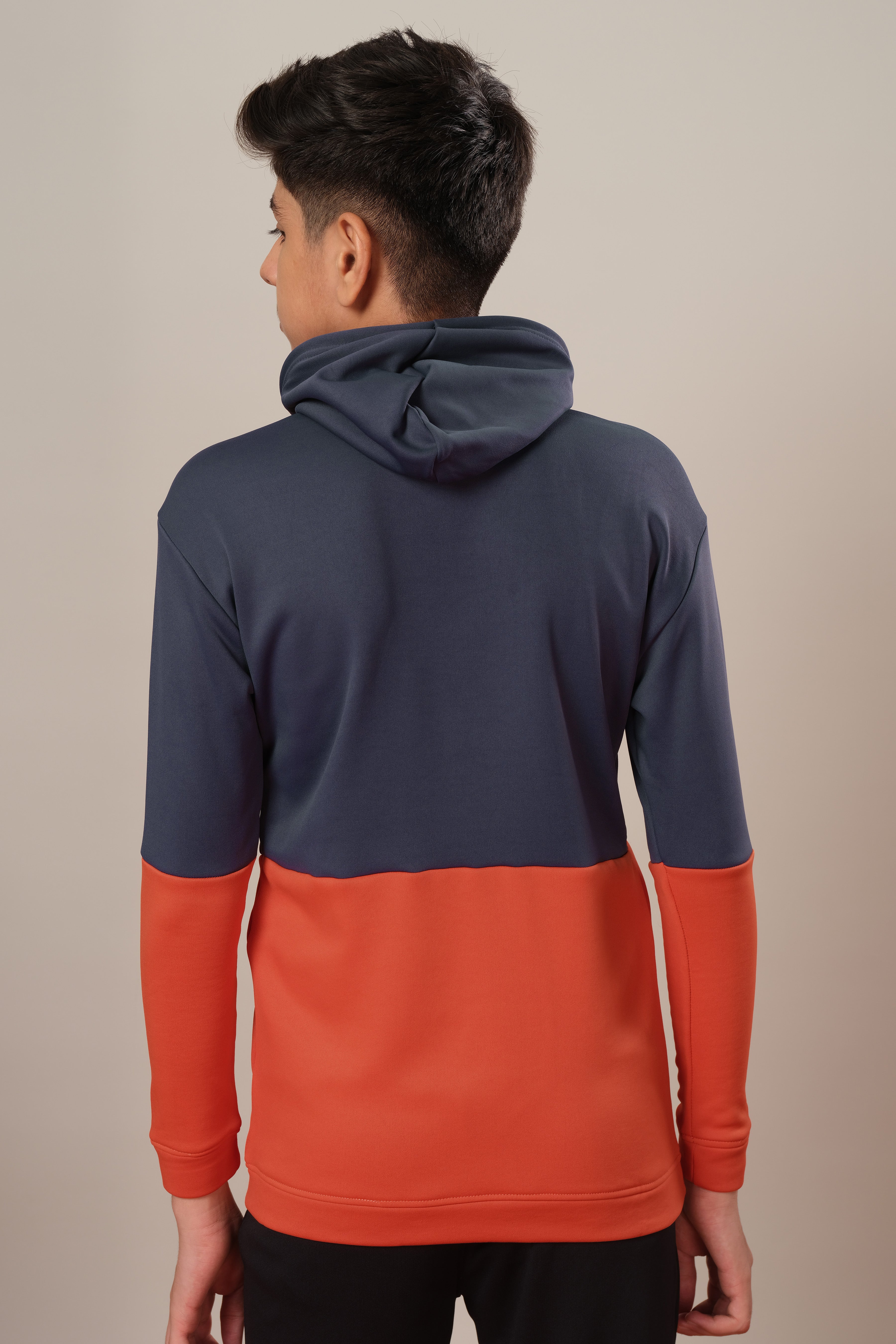 Boys Colorblock Slim Fit Hooded Sweatshirt with TECHNO WARM+ - Image 3