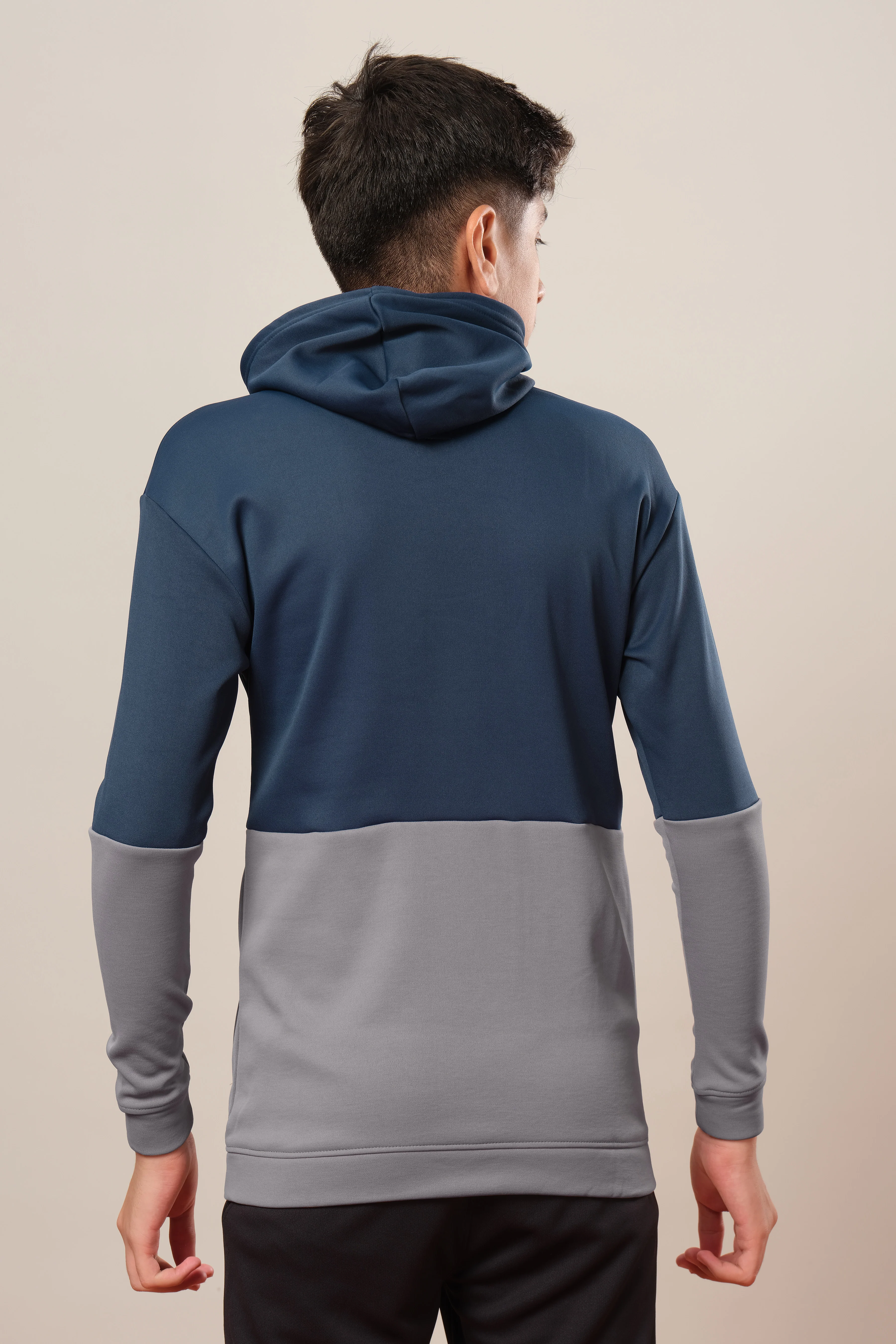 Boys Colorblock Slim Fit Hooded Sweatshirt with TECHNO WARM+ - Image 3