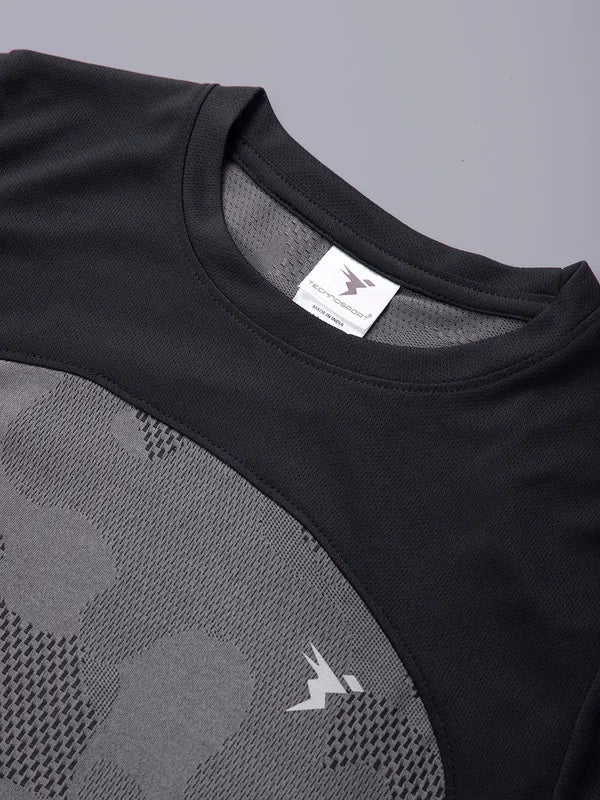Boys Jacquard Slim Fit Crew Neck T-shirt with VENTMESH - Image 7