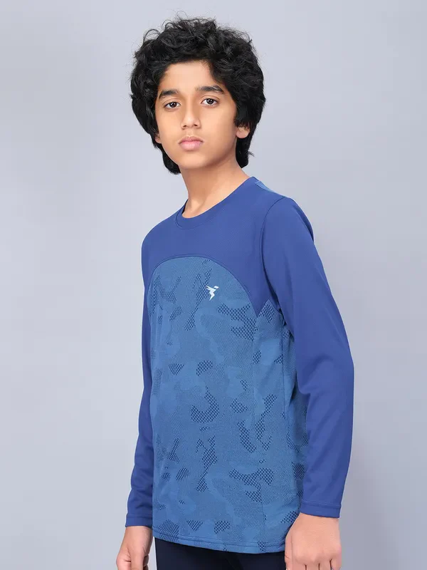 Boys Jacquard Slim Fit Crew Neck T-shirt with VENTMESH - Image 4