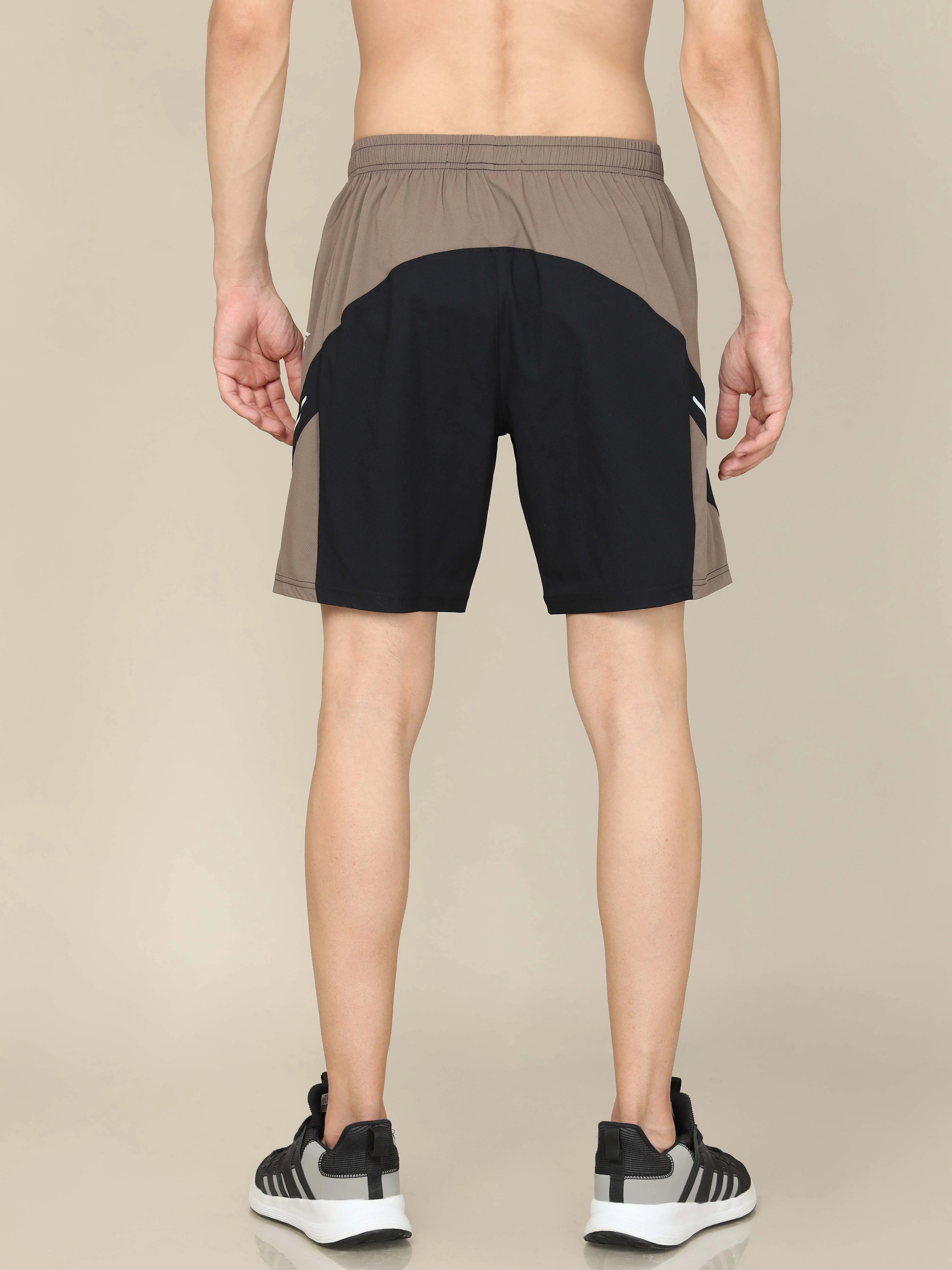 Men Colorblock Slim Fit Shorts with Lytra - Image 3