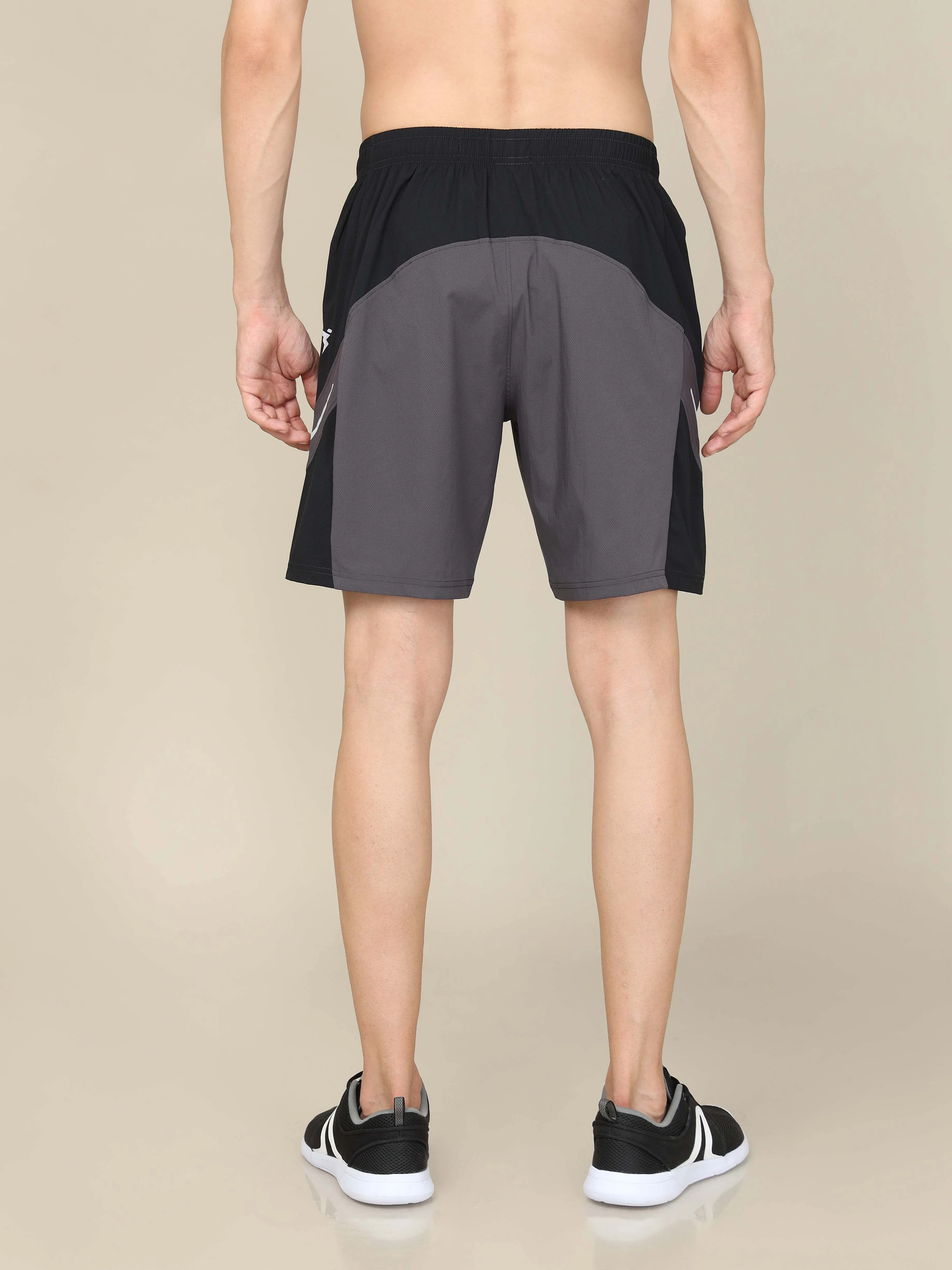 Men Colorblock Slim Fit Shorts with Lytra - Image 3