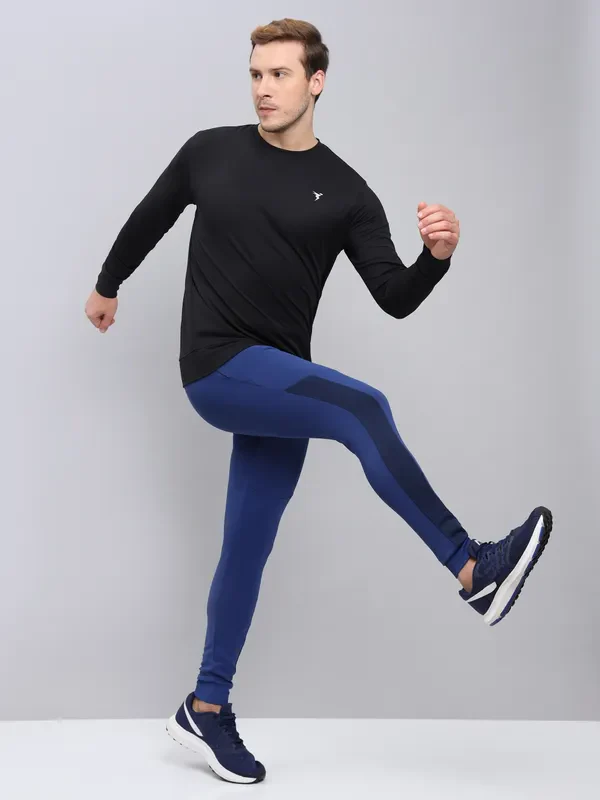 Men Solid Slim Fit Crew Neck T-shirt with ELASTO PLUS - Image 2